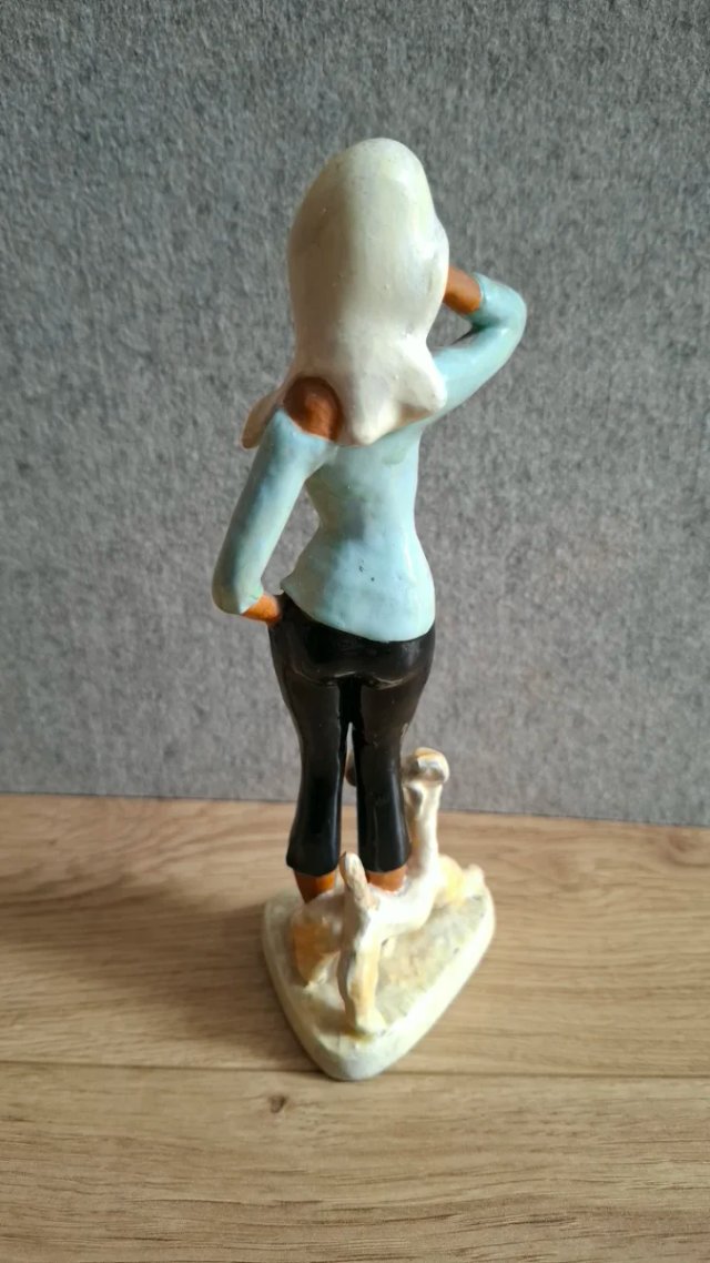 Figura vintage mujer y perro años 50-60