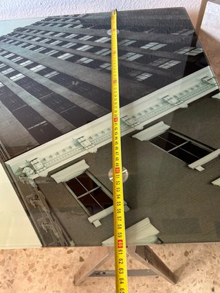 Escritorio de Cristal con Estructura Metálica