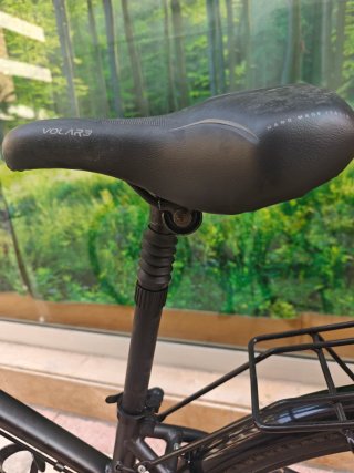 Bicicleta Trekking Moma