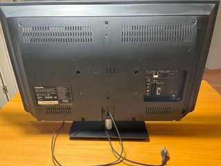 TV Toshiba 32 pulgadas (Modelo 32L4333D)