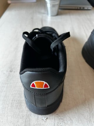 Zapatillas Ellesse Negras