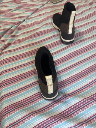 Botines Michael Kors Skyler Negro/Gris