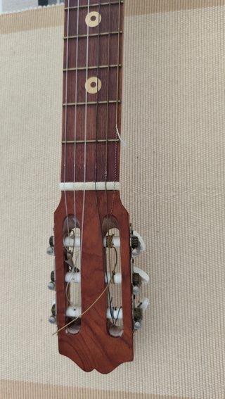 Guitarra Clásica con Funda