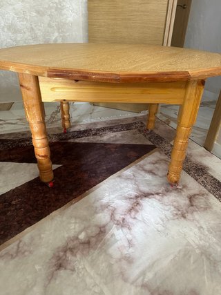 Mesa redonda de madera 120x66