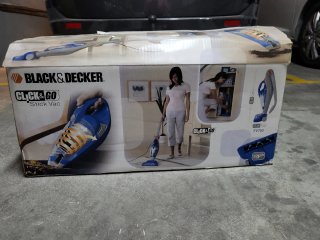 Aspiradora Black & Decker Click & Go FV750