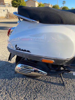 Vespa Piaggio LX50 Blanca