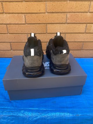 Calzado / Zapatos de seguridad nuevos (Talla 40)