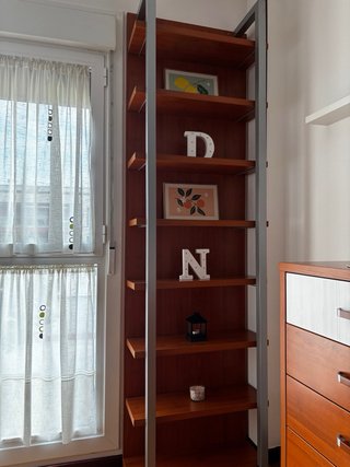 Estantería madera y metal