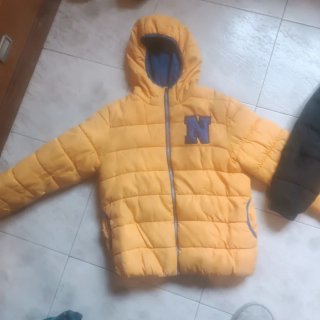 Plumíferos, sudaderas, zapatillas y  más
