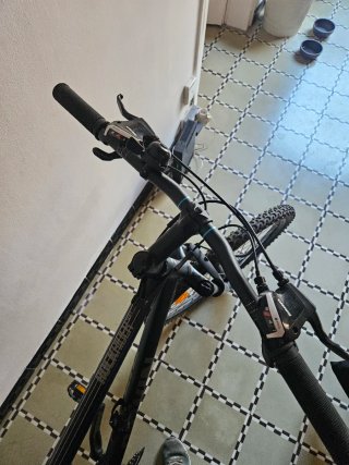 Bicicleta de Montaña Btwin Negra