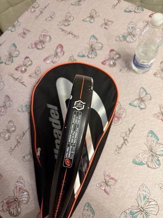 Pala de pádel Bullpadel SHARPEVO