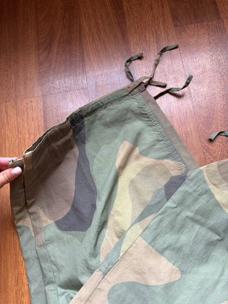 Pantalón Ancho Camuflaje Zara Talla 38