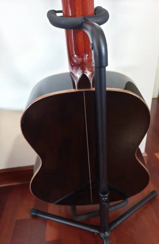 Guitarra Española Admira con funda y soporte