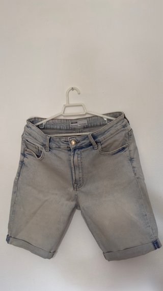 Pantalón corto vaquero Bershka Talla M