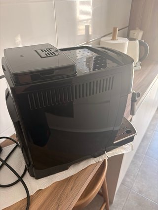 Cafetera DeLonghi Magnifica S Negra