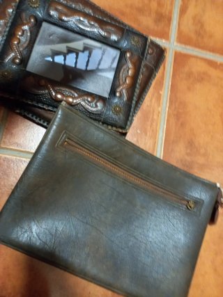 Lote de 3 artículos de piel