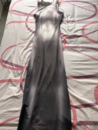 Vestido largo con espalda abierta