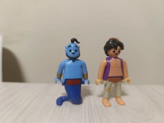 2 Figuras Disney: Aladdín y Genio