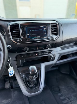 Peugeot Expert 2021