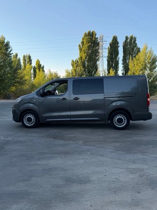Peugeot Expert 2021