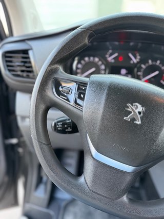Peugeot Expert 2021