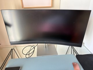 Monitor Curvo HP E34m G4 34 WQHD