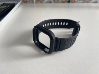 Funda Spigen para Apple Watch 45/44 mm