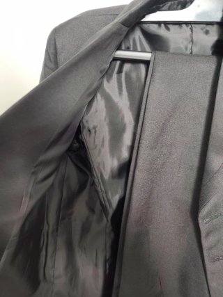 Traje Negro para Niña