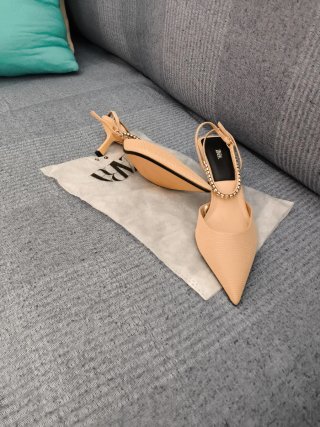 Zapatos ZARA Beige Tela con dibujo (SIN CAJA)