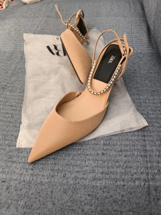 Zapatos ZARA Beige Tela con dibujo (SIN CAJA)