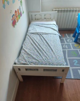 Cama infantil KRITTER 70x160 cm blanca + colchón.