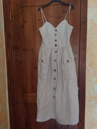 Vestido Beige con Botones