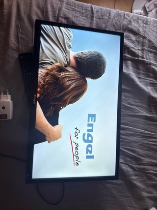 Televisor Engel 27”
