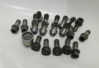 ✅Tornillería Originales llantas Volkswagen Golf