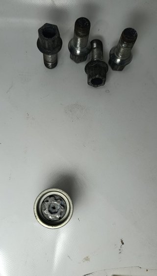 ✅Tornillería Originales llantas Volkswagen Golf