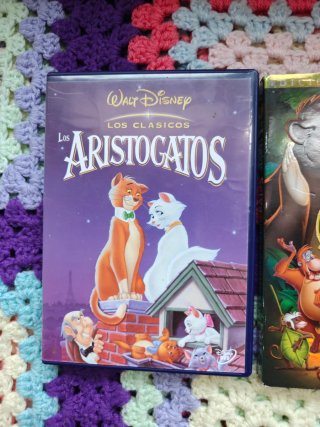2 dvd Aristogatos y Libro de la Selva