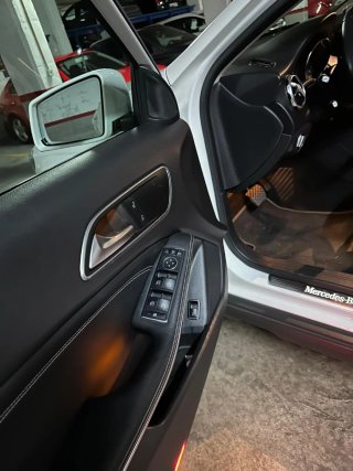 Mercedes-Benz clase lga 2018