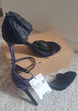 Sandalias de Terciopelo Azul Mango Talla 38