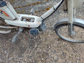Ciclomotor Peugeot 102