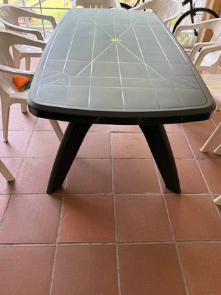 Conjunto de Mesa y Sillas de Jardín