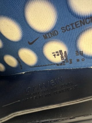 Nike Mind 001