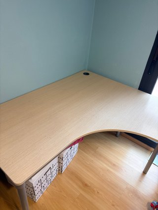 Mesa de despacho esquinera