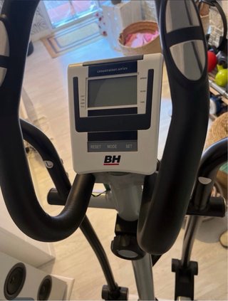 Elíptica BH ZK 200