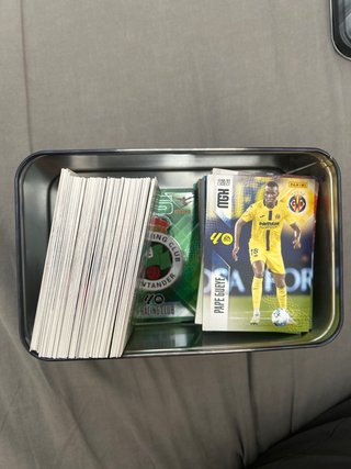 Cartas Coleccionables MGK 26/27.