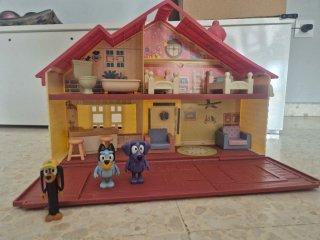 Casa de muñecas con Bluey +2 amigos