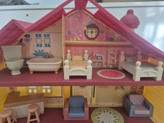Casa de muñecas con Bluey +2 amigos