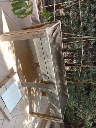 Huerto Urbano de Madera