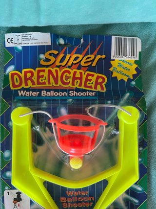 Super Drencher Water Balloon Shooter