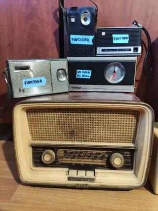 Lote de radios antiguas vintage coleccionista