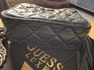 Bolso Guess Luxe Negro